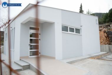 Otvori galeriju javni-wc-u-medugorju_1.jpg