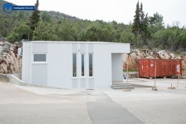 Otvori galeriju javni-wc-u-medugorju_4.jpg