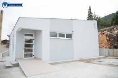 Otvori galeriju javni-wc-u-medugorju_6.jpg