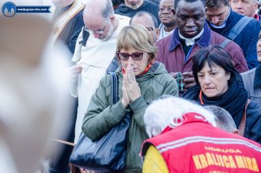 Otvori galeriju listopadske-poboznosti_02.jpg