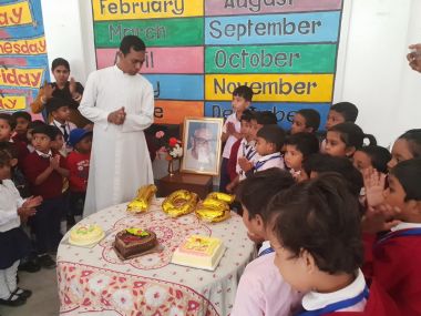 Otvori galeriju grob-oca-ante-gabrica_02.jpeg