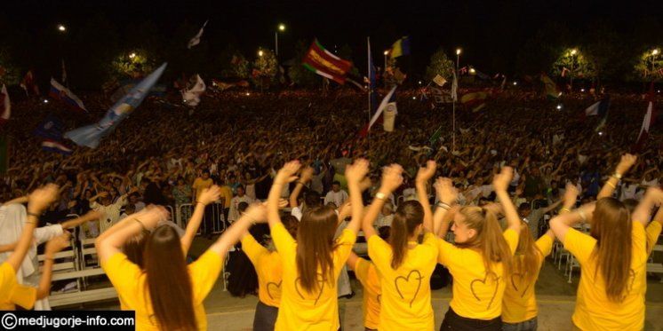 Suor Amabile Maria del Brasile riguardo al Festival dei Giovani