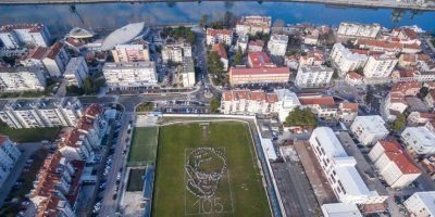 BRAVO! Srednjoškolci iz Metkovića milenijskom fotografijom odali počast ocu Antu Gabrića