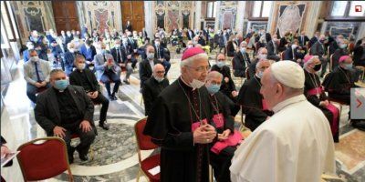 Papa: Krenimo nakon pandemije od čovječnosti koja grije srce