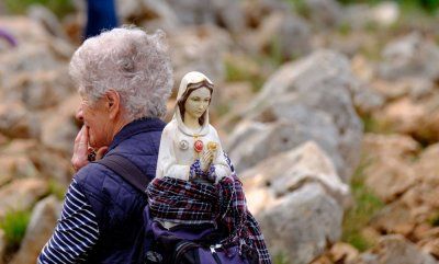 Ime Marijino: Poruka važnosti imena, obitelji, naroda, tradicije...