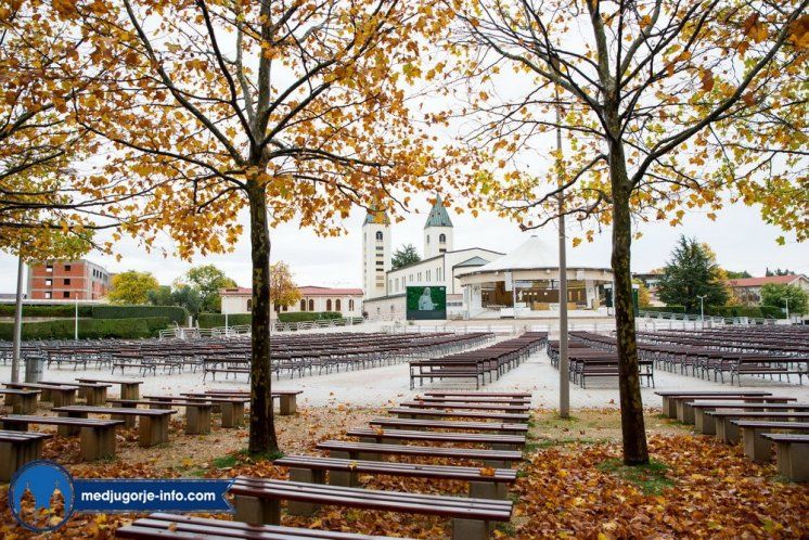 Župne obavijesti i molitveni program u Međugorju