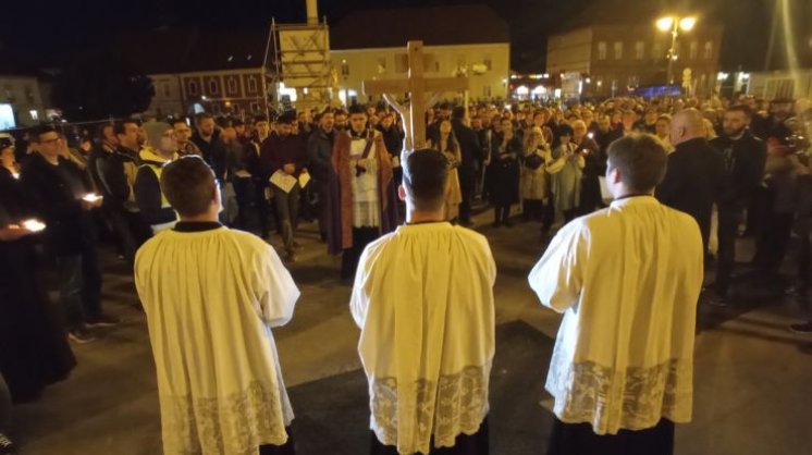 Održan četvrti Križni put za nerođene u središtu Zagreba