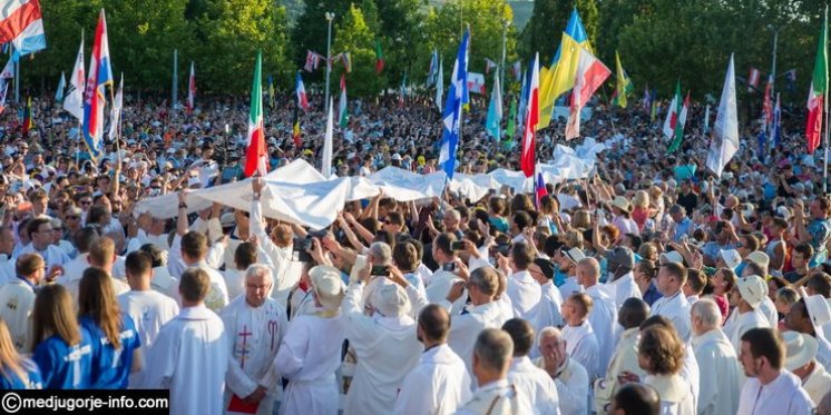 PRIPREMLJENO PLATNO ZA PISANJE MOLITAVA, ŽELJA, ZAHVALA…