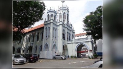 Svećenik u Singapuru napadnut za vrijeme dječje mise