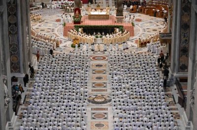 Papina poruka na misi posvete ulja: Molite za radost svećenika