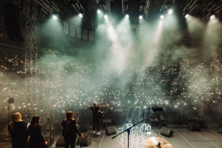 VELIKI HUMANITARNI KONCERT U ZADRU  ZA IZGRADNJU KUĆE SJEĆANJA „PLAVI KAPUTIĆ“