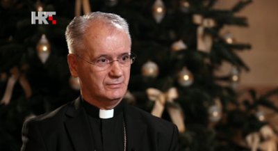 Nadbiskup Kutleša komentirao molitelje na trgovima, obnovu katedrale i slučaj ozlijeđene redovnice