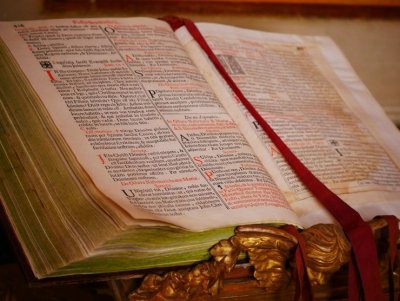 Rasprodani novi hrvatski prijevod Biblije ponovno je dostupan u knjižarama