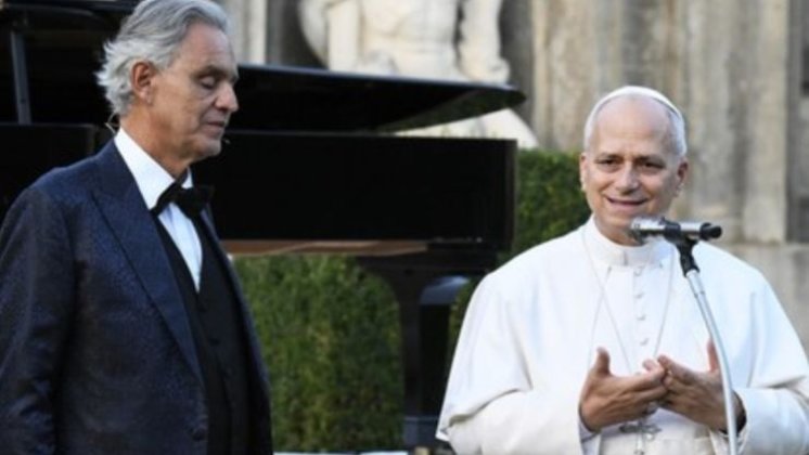 Andrea Bocelli pjevat će papi Lavu XIV. s međunarodnim dječjim zborom
